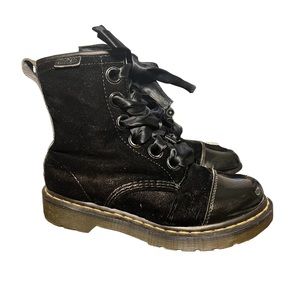Black Velvet Dr. Martens, Sz. 7